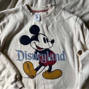 disneyland crewneck sweatshirt / size medium